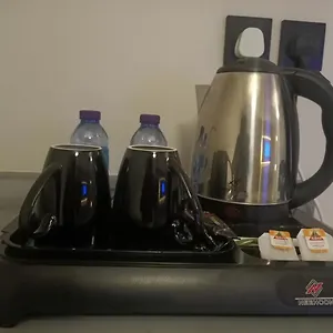 https://golden-alasrea.jeddahhotels.net